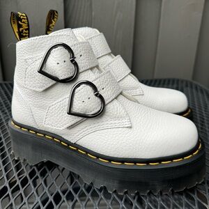 Dr. (Doc) Martens white leather Heart Buckle platform boots in women’s size 7